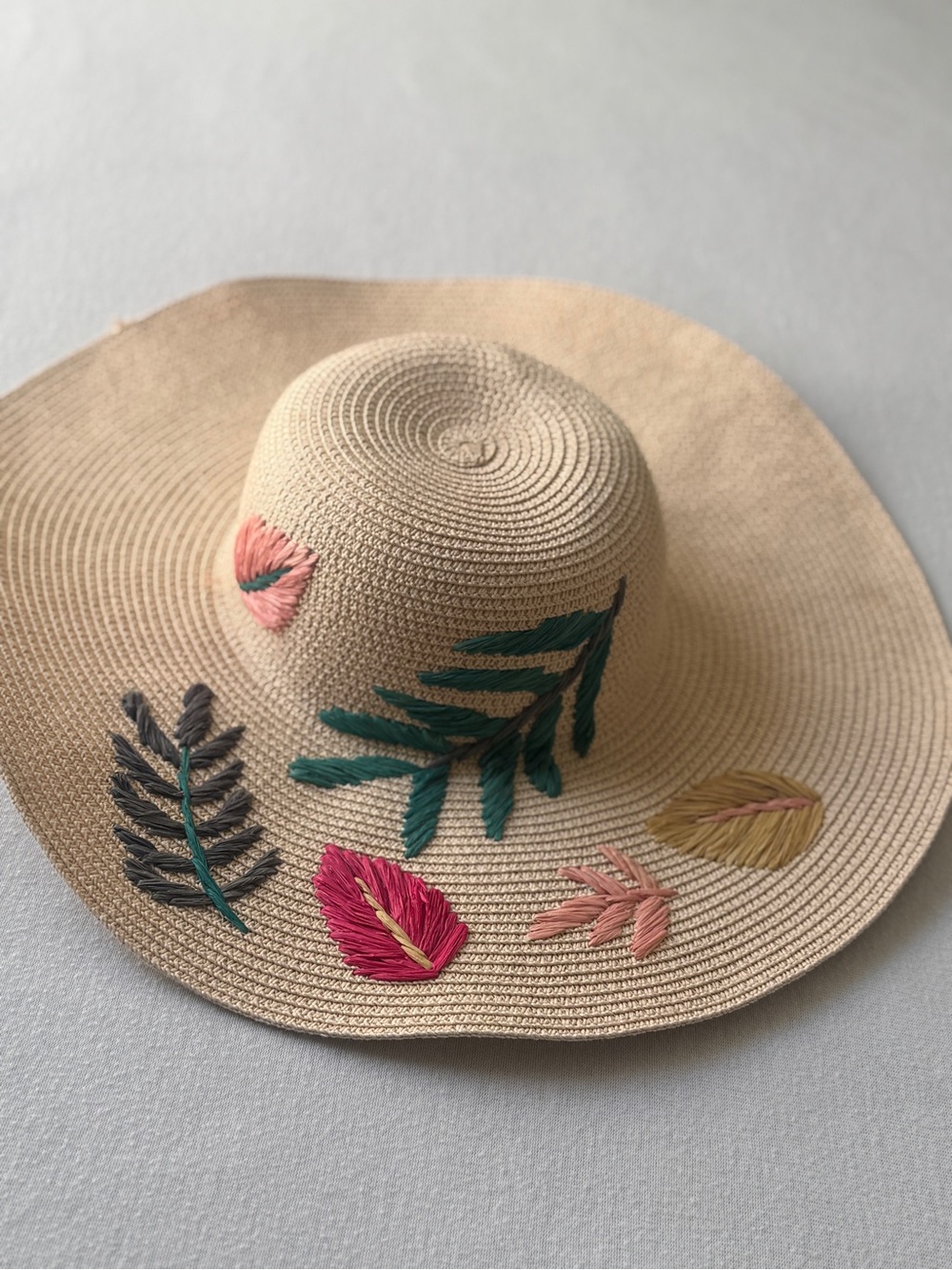 Merona Embroidered Straw Sun Hat Floral Raffia Wide Brim